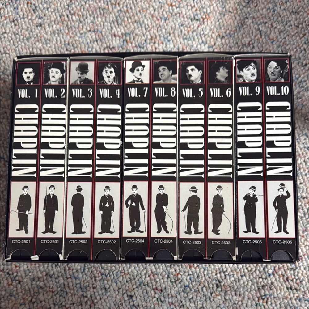 Chaplin Collection Box Set - Black and White